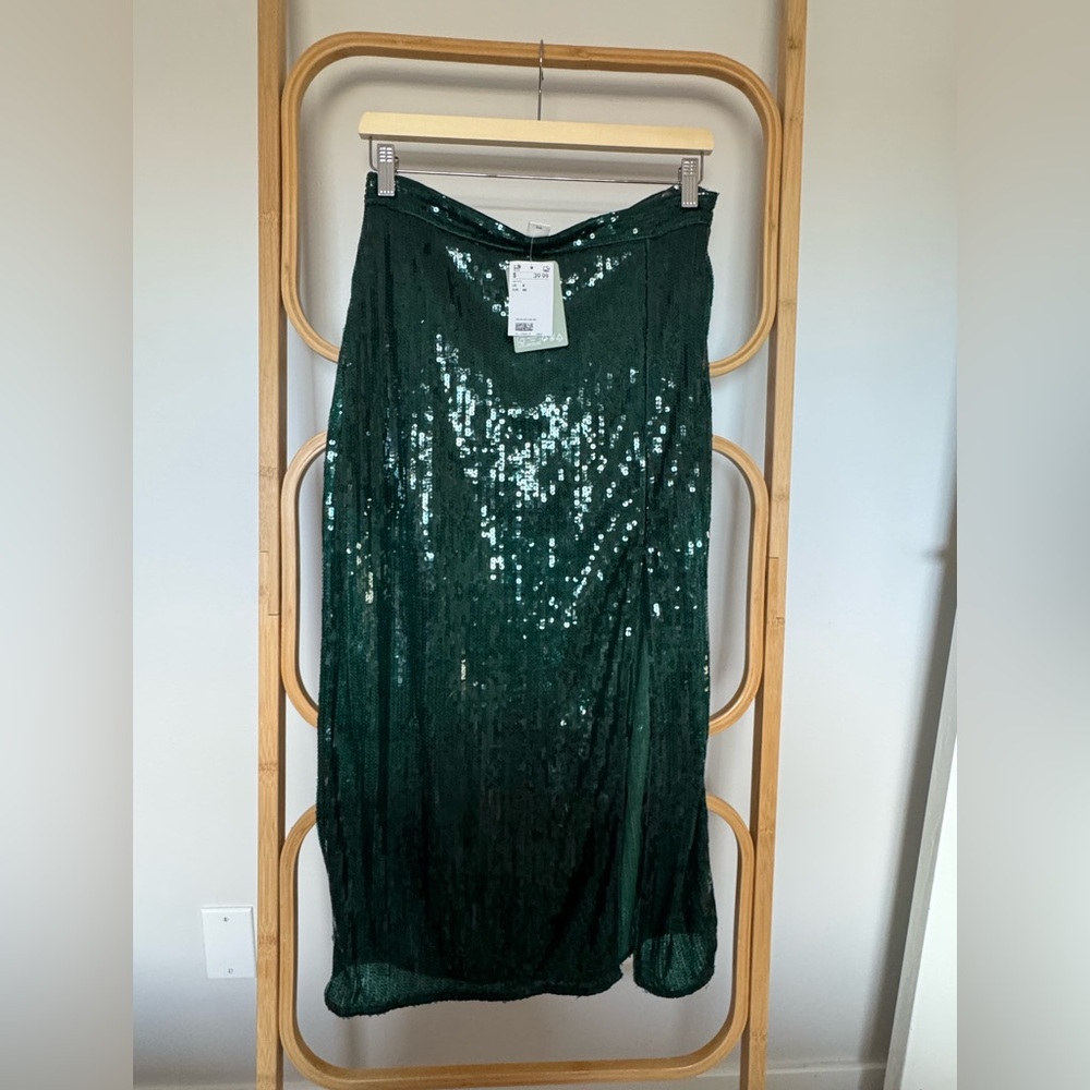 H&M Green Sequin Skirt